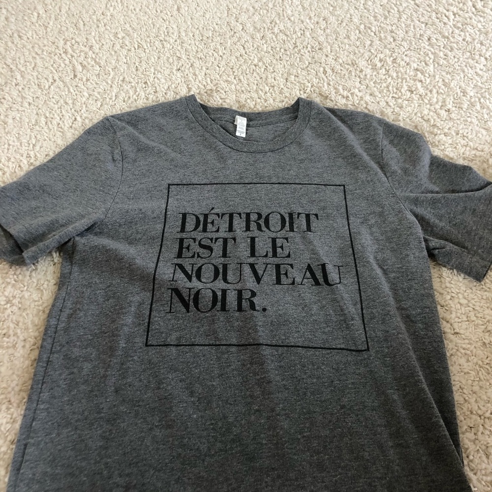 Detroit is the new black tee size Small womens